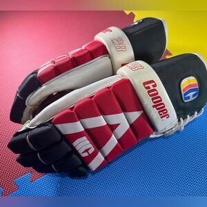 Vintage 15” Cooper Red and Black Hockey Gloves